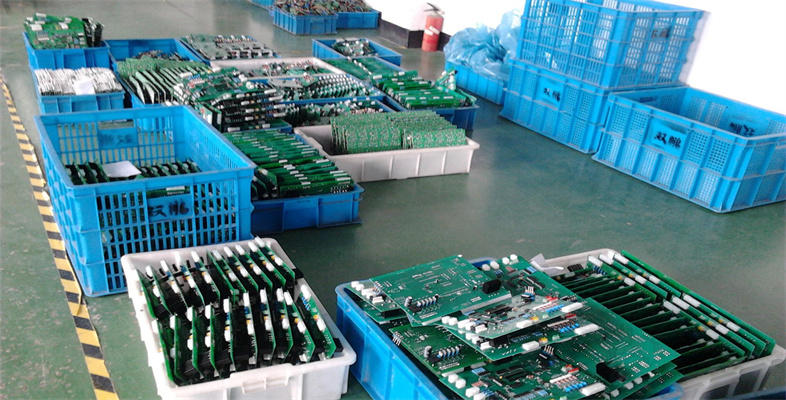 異形插件機與傳統插件機的差異